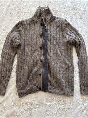 Zip up sweater